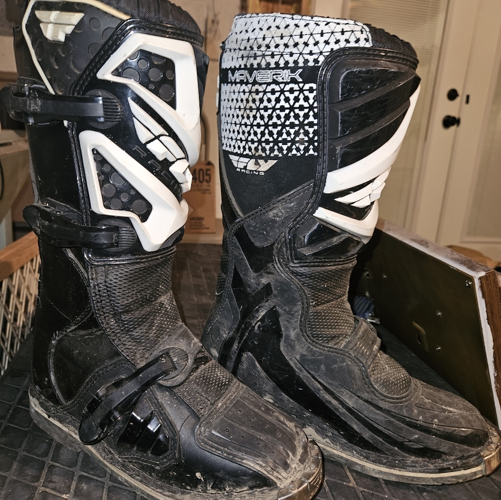 Racing Boots